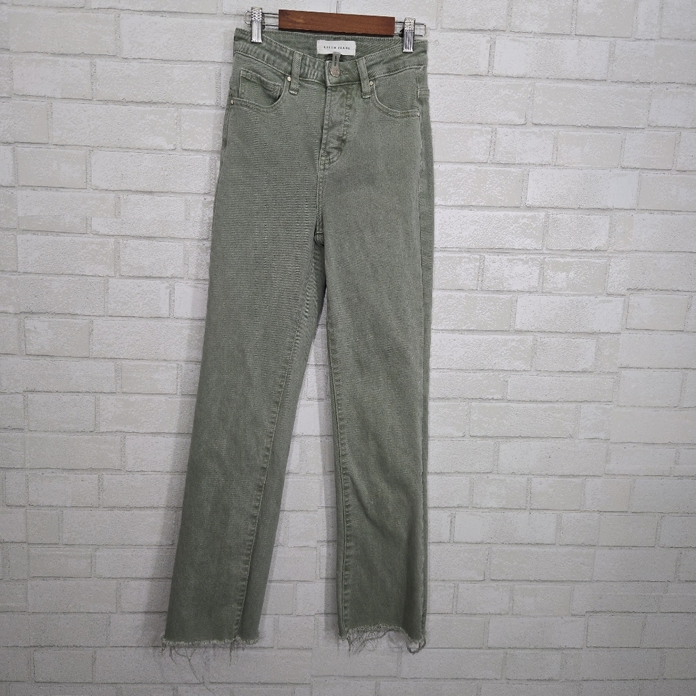 Risen‎ Jeans